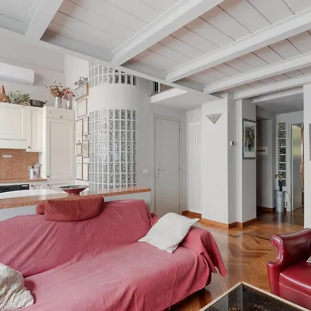 Guesthost - Mm2 Sant'agostino Apartamento Milão