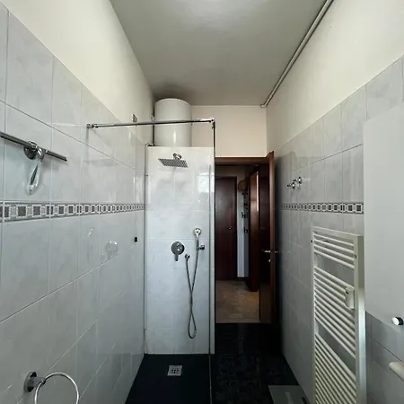 Ampio Panoramico Bifocale Corso Lodi Mm 10 Minuti Centro * Милан