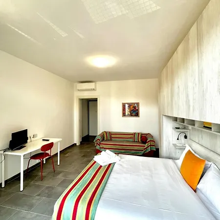 New And Cozy Metro Parking Train To Airport Milano