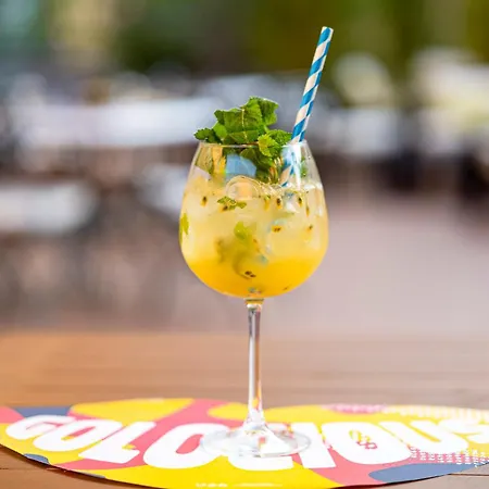 Szálloda Leonardo Center