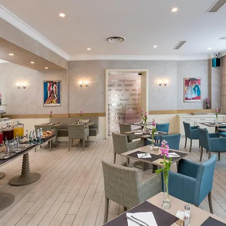 מלון Leonardo Center 4*