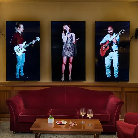 Leonardo Center 4* מילאנו