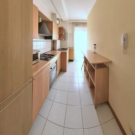 Milan Apartment Rental Милан