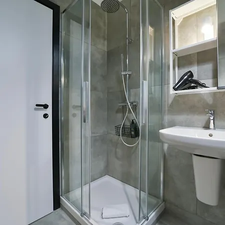 Foresteria Monti Apartament *