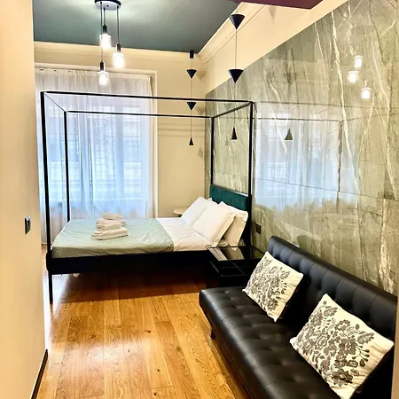 Flat In Duomo Апартаменты