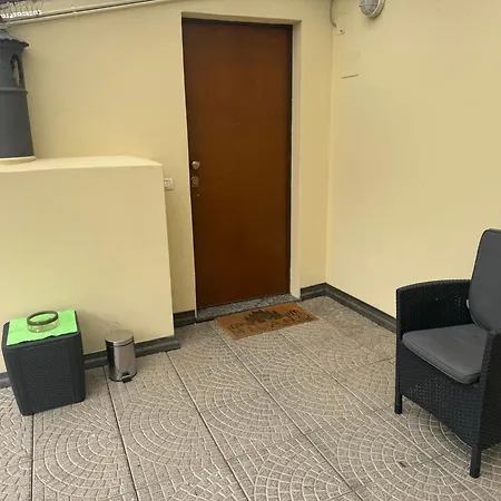 Flat In Duomo Milánó