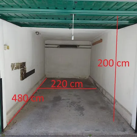 Rent - Parking And Comfort - Spacious Up To 8 Pax Милан