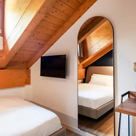 Relstay - Amendola 4*