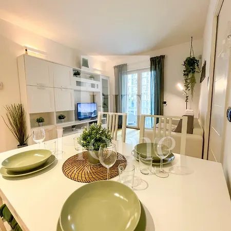 Appartement In Town - - Porta Nuova District Milaan
