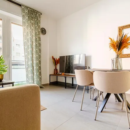 Lägenhet Casa Karas Milano