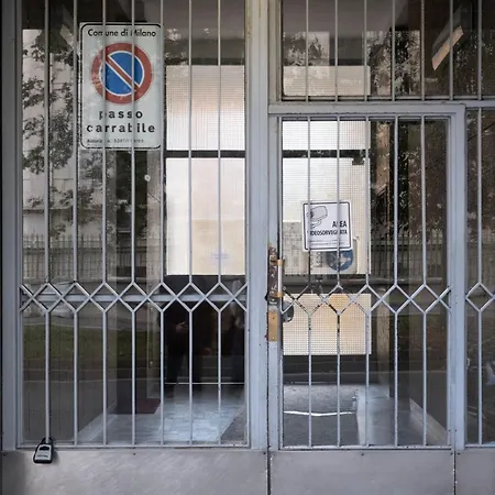 شقة Duomo 10 Minuti- Metro Sotto Casa - Attico Con ميلان