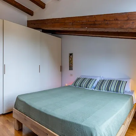 Newton San Siro * ميلان