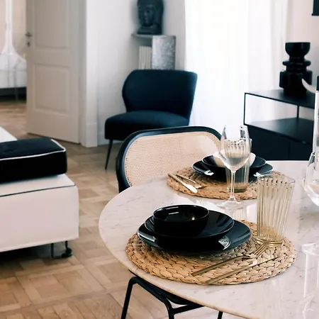 Διαμέρισμα Comecasa Sforza Chic -10 Min Walk From Duomo