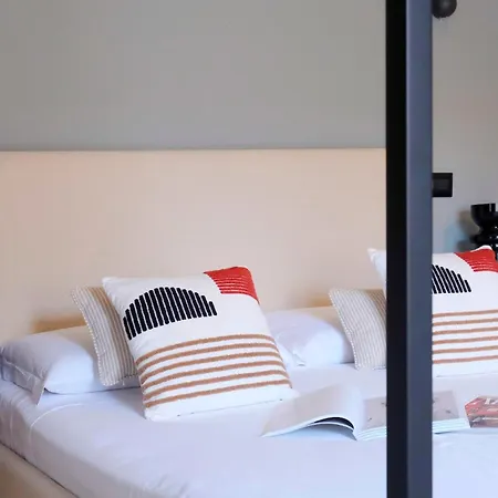 Apartament Comecasa Sforza Chic -10 Min Walk From Duomo *