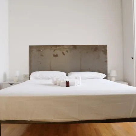 Urban Perspective - 250 Meters From The Metro * Milan