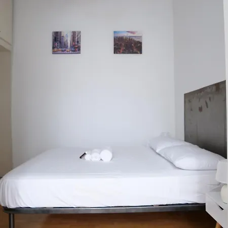 Apartment Urban Perspective - 250 Meters From The Metro Mailand