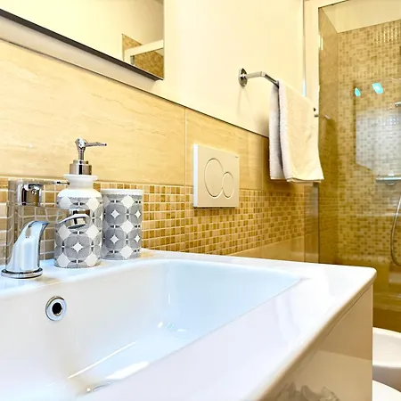 Appartement And Modern In The Center! Milan