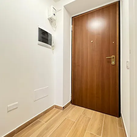 And Modern In The Center! Appartement Milan