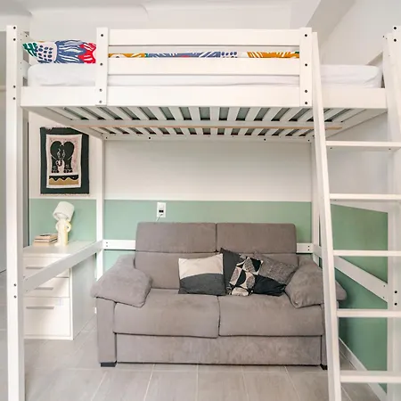 Cozy In The Center * מילאנו