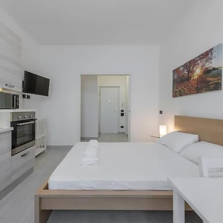 Vodice 13-silent & Bright - B Mailand