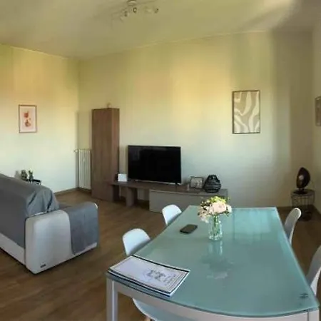 Апартаменты Simona -bocconi,naviglio,duomo,milano-cortina,ieo,iulm,assago Forum *
