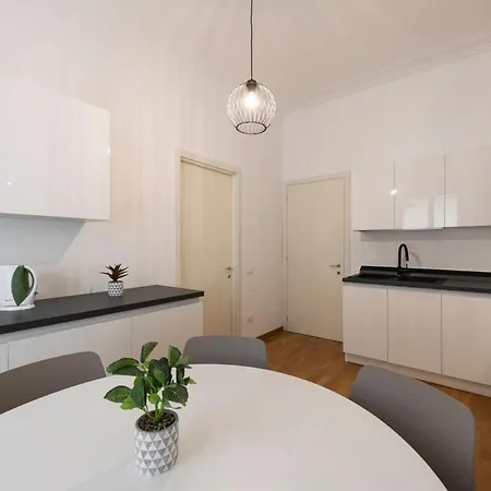 Apartment Vigoni 3 - Wonderful For 6 People - B