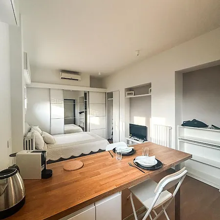 Apartment Ariberto22 - 15 Mins Walk From Duomo