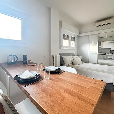 Ariberto22 - 15 Mins Walk From Duomo Apartament Mediolan