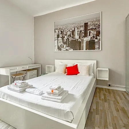 Cf7 Duomo - 3 Mins Walk From Duomo * מילאנו