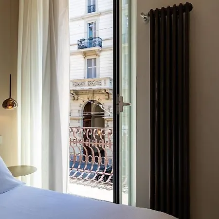 Donatello Golden House Apartment *