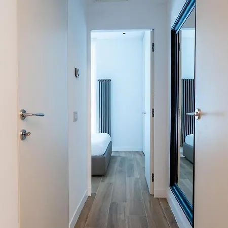 Donatello Golden House Apartment