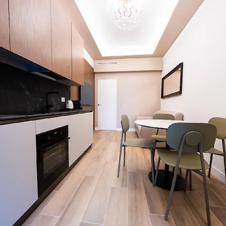 Donatello Golden House Milano