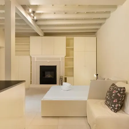 Junior Milano- Quiet And Comfort Апартаменты *