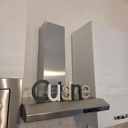 Glamour Island * Μιλάνο