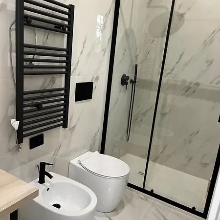 Modern Flat In Isola Appartement *