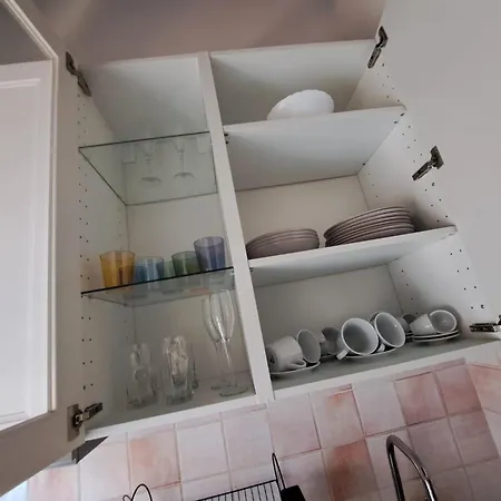 Monolocale Deluxe Aurora アパートホテル