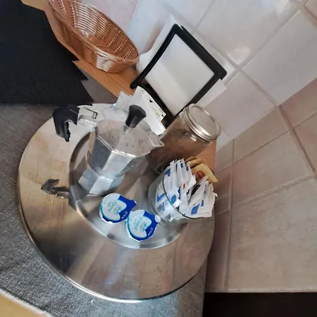 アパートホテル Monolocale Deluxe Aurora ミラノ