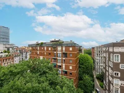 Citylife 6 - Bright Two Bedroom - B Милан