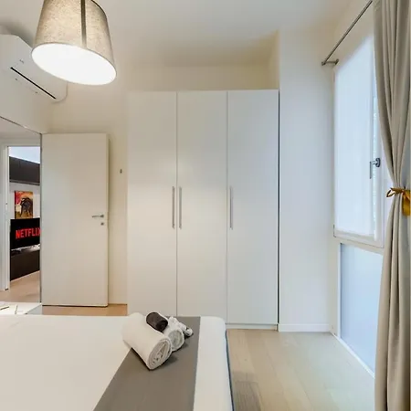 Essence Design * Milano