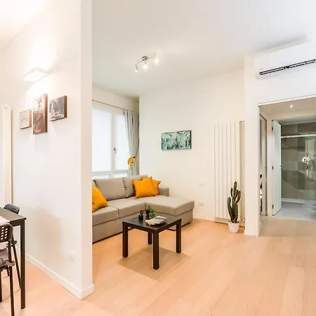 Essence Design Apartman Milánó