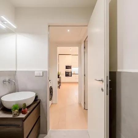 Essence Design Apartman Milánó