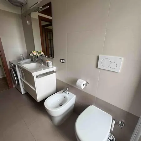 Апартаменты Simona -bocconi,naviglio,duomo,milano-cortina,ieo,iulm,assago Forum *