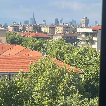 Simona -bocconi,naviglio,duomo,milano-cortina,ieo,iulm,assago Forum דירה מילאנו