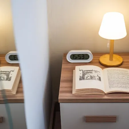 Cozy Retreat With Laundry & Smart Tv דירה