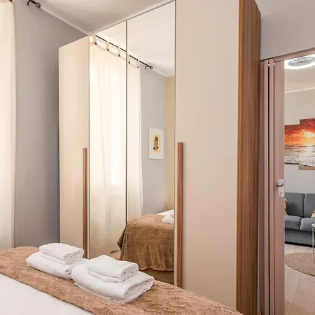 דירה Cozy Retreat With Laundry & Smart Tv *