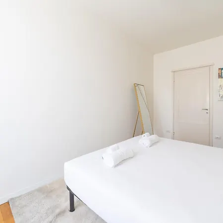 Beautiful Two-room In Maggiolina Lejlighed