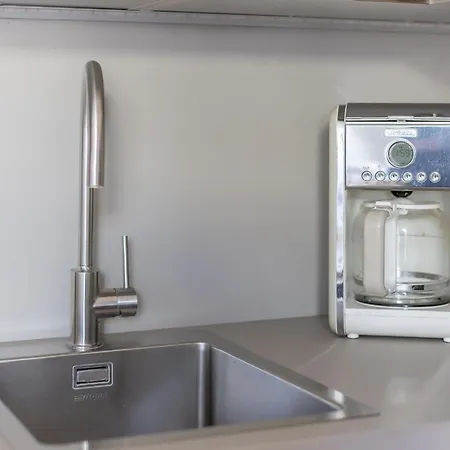 Beautiful Two-room In Maggiolina Apartman Milánó