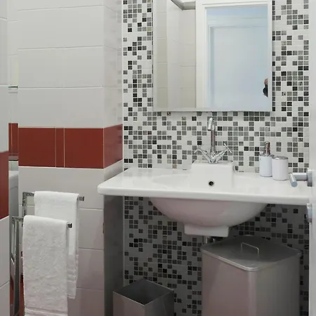 דירה Comecasa 2 Bedrooms מילאנו