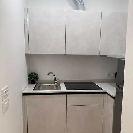 Mihouse Res Lägenhet Milano