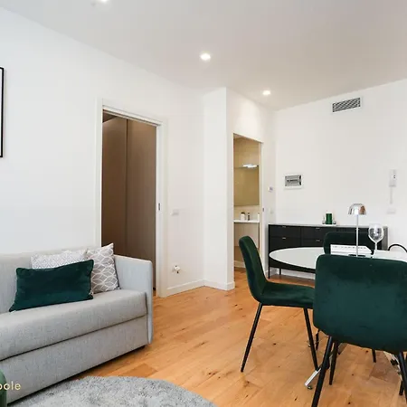 Apartment Daverio Design House *